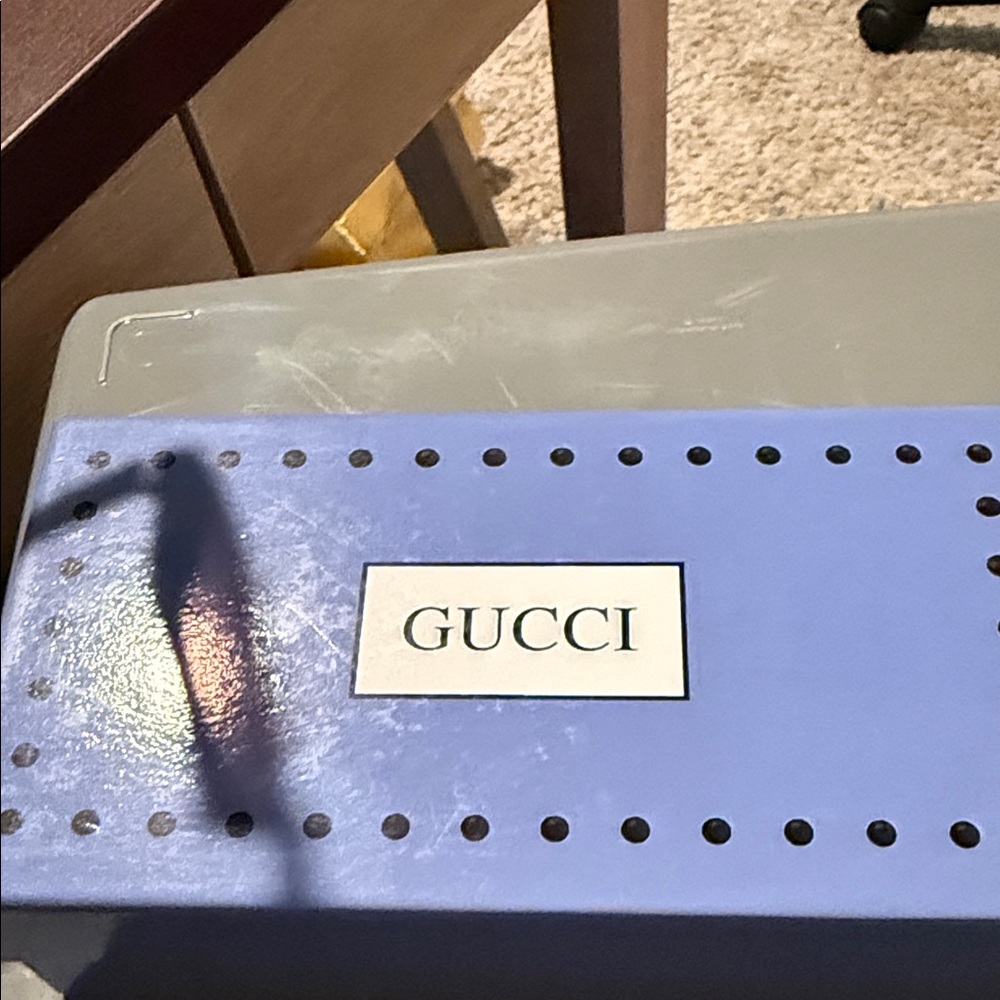 Fashion Gucci Tan Sunglasses - Picture 7 of 7